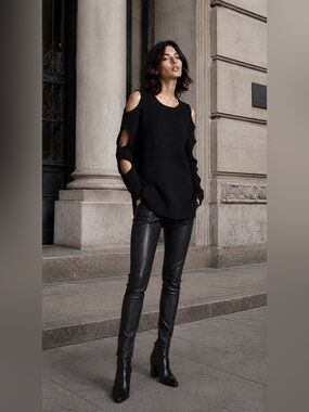 Zoe Jordan Cold Shoulder Wool-Cashmere Blend Long Sleeve Sweater